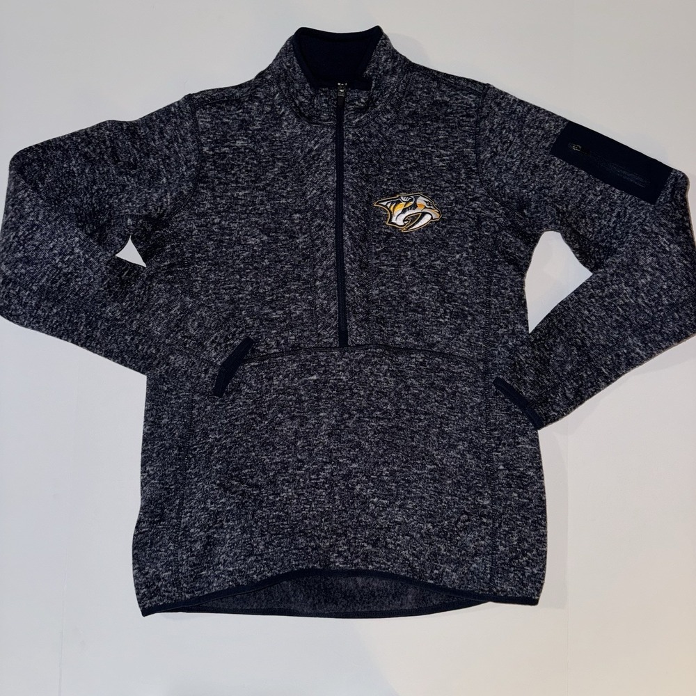 Women's‎ Large Antigua Nashville Predators NHL Gray 1/4 Zip Jacket Hockey